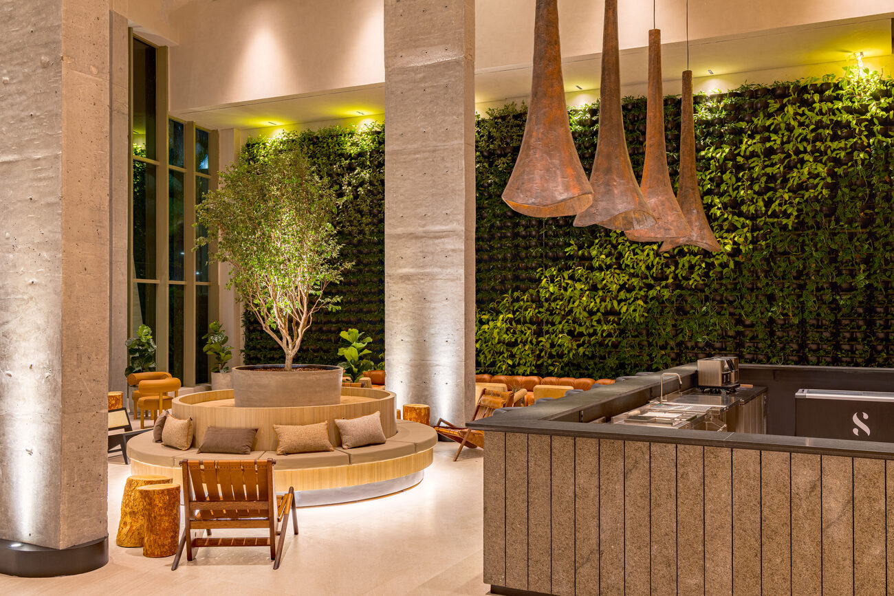 Lobby e recepção do Sais Beach Living